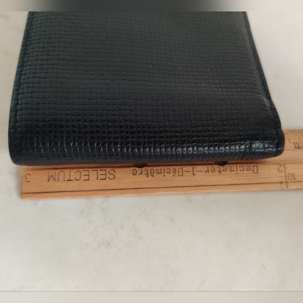 Massimo Dutti Bifold wallet in EUC - Picture 5 of 13